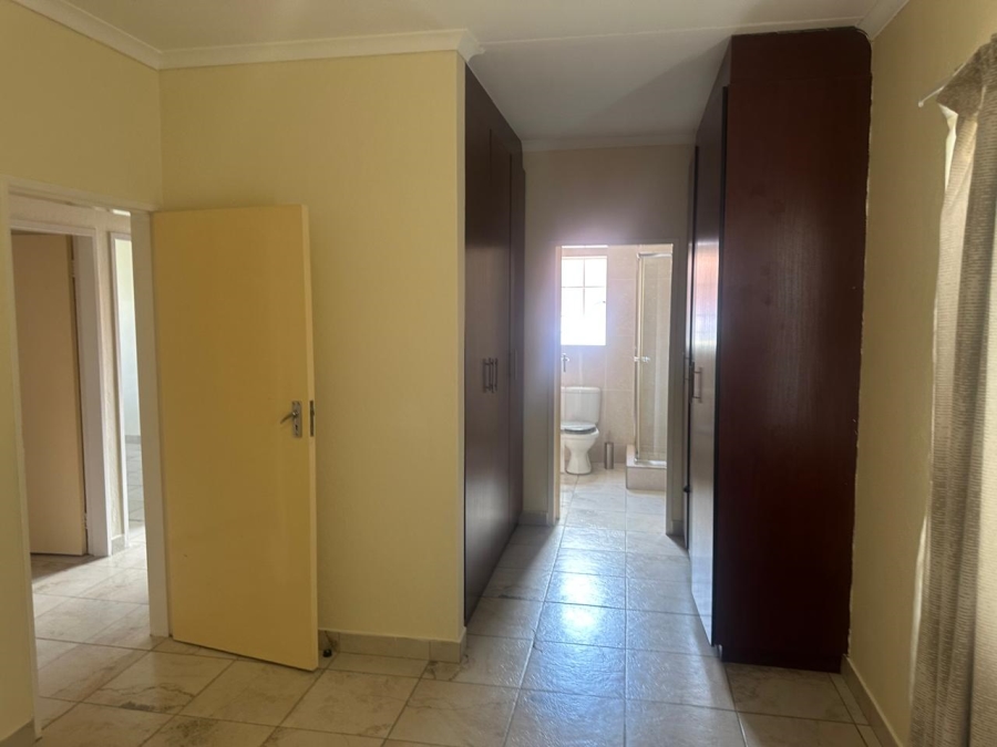 3 Bedroom Property for Sale in Waterval East North West